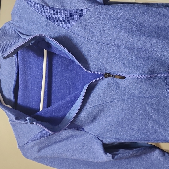 Sweater - Picture 2 of 4